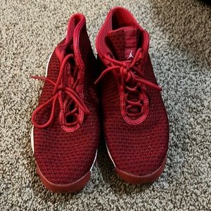 Jordan red knit basketball shoes lightly used.
